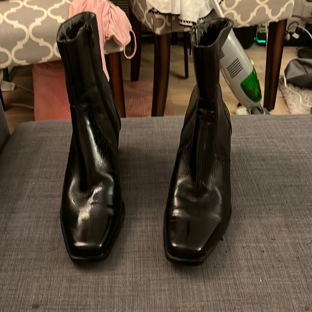Sudini Black Leather Ankle Boots
